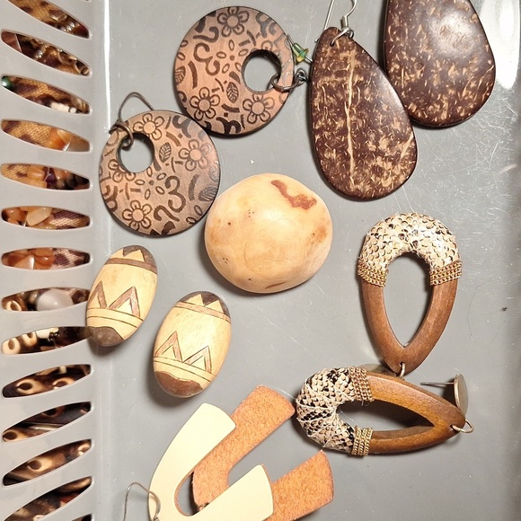 Huge Lot Browns Ambers Wood Boho Style Jewelry Hippie Whimsigoth Animal Print 27 - Picture 7 of 12